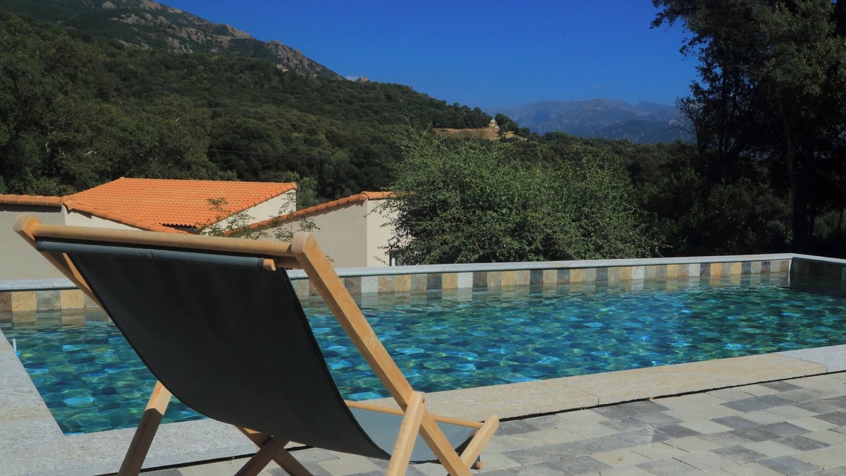 Valle-di-Mezzana House | Between sea and mountains, find peace and quiet in one of our villas