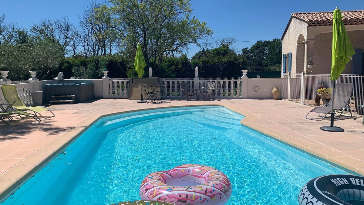 Draguignan Villa | Between Sea and Mountain, so that these holidays are harmonious .