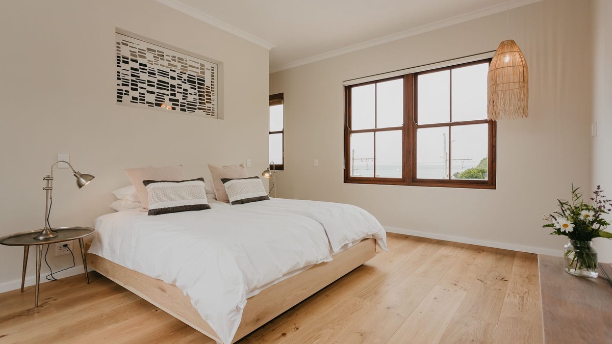 Kalk Bay Apartment | Between The Mountain And The Sea