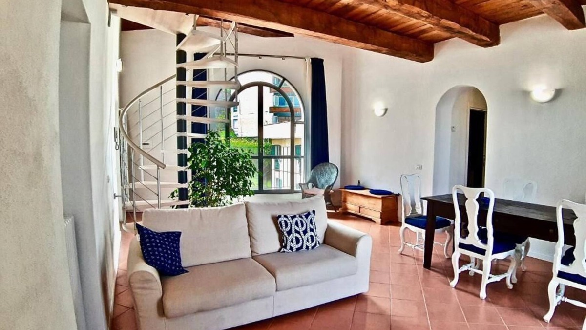Gaeta Apartment | Between the old town and the beach, spacious apartment for families
