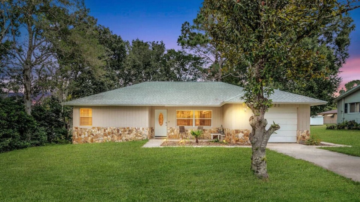 Pine Ridge House | Beverly Hills · Renovated Work & Pet Friendly Home | Near Springs
