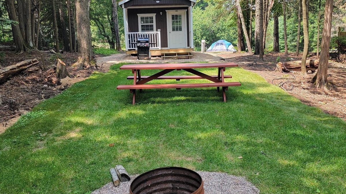 Germfask Cabin | Bevs Bald Eagles Nest in Germfask 35 min from Pictured Rocks