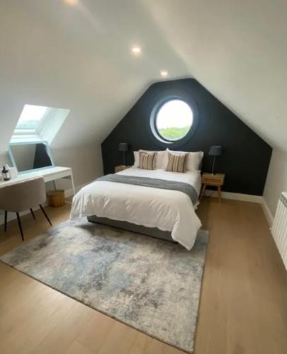Leinster House | Beyren House Guest Suite