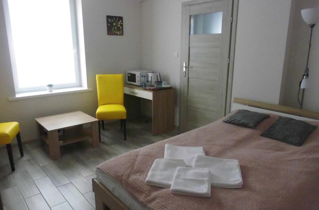 Jedlina-Zdroj Apartment | Bezowy pokój