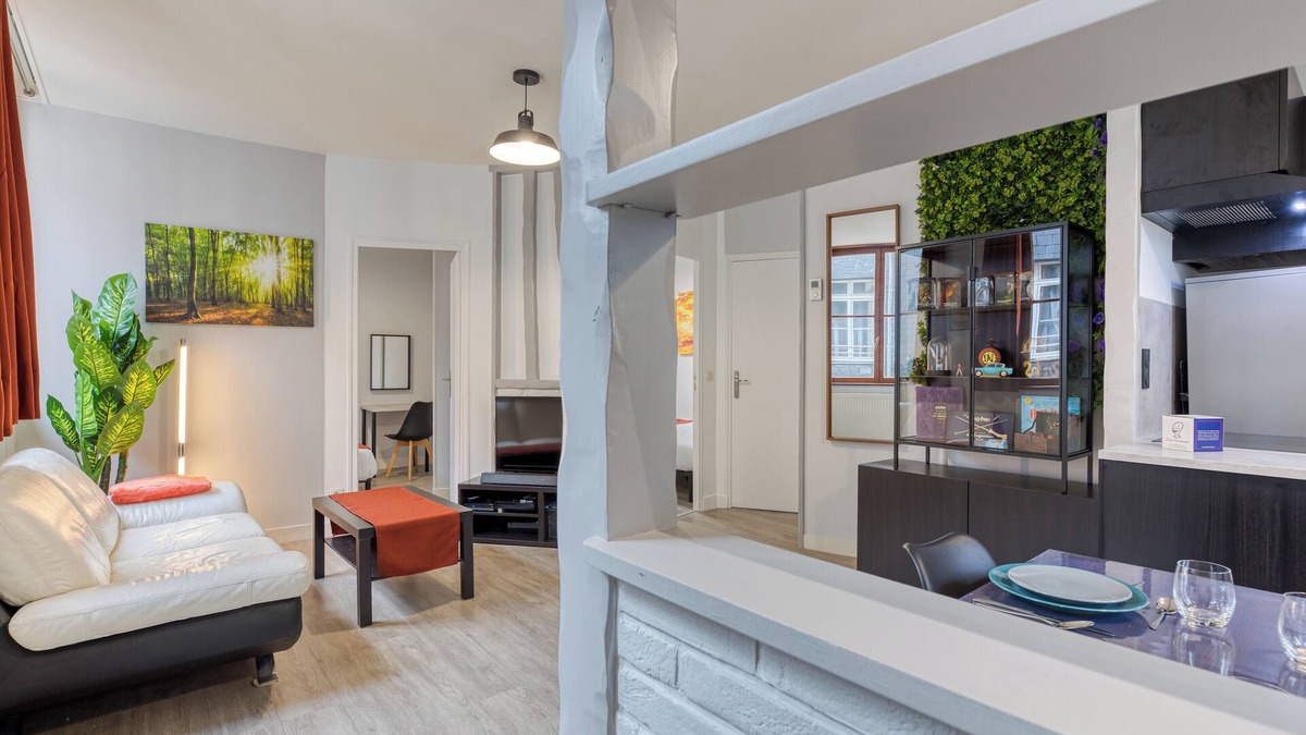 Quartier Vieux Marche-Cathedrale Apartment | Bezuel, votre F3 avec parking en centre ville