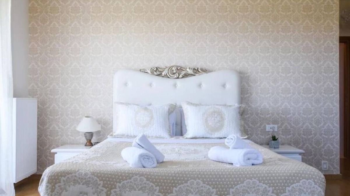 Epano Vathia Villa | BH201 - R - Villa Heraklion /coordinates: 35.287991, 25.232259