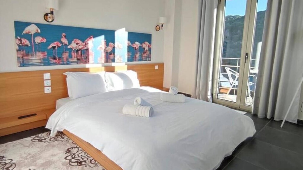 Mesolongi Apartment | BH951 - C - Suite Messologgi