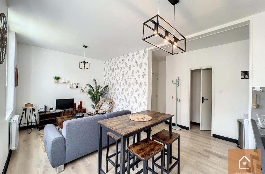 Chatellerault Apartment | Bienvenue chez Noémie - Arrivée Autonome