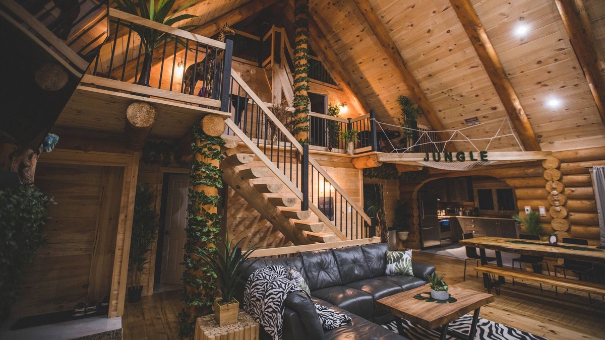 Saint-Philemon Cabin | BIENVENUE DANS LA JUNGLE - CHALET EN BOIS ROND