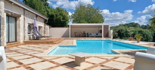 Montagnac-sur-Auvignon House | Bienvenue au gîte du Caillou