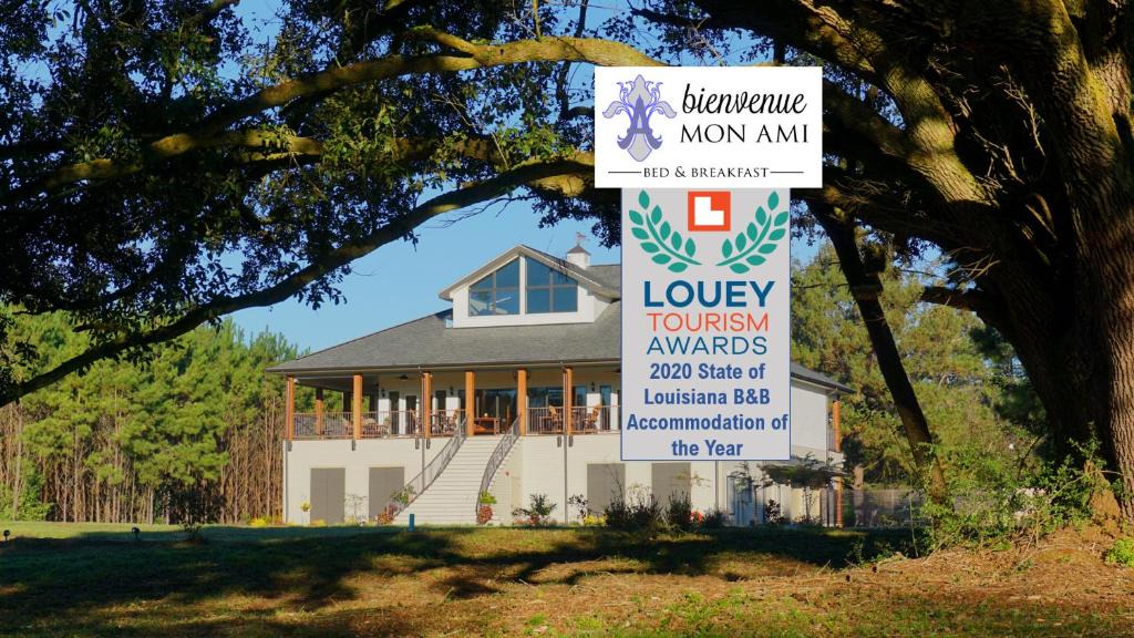 Fluker Cabin | Bienvenue Mon Ami Bed and Breakfast