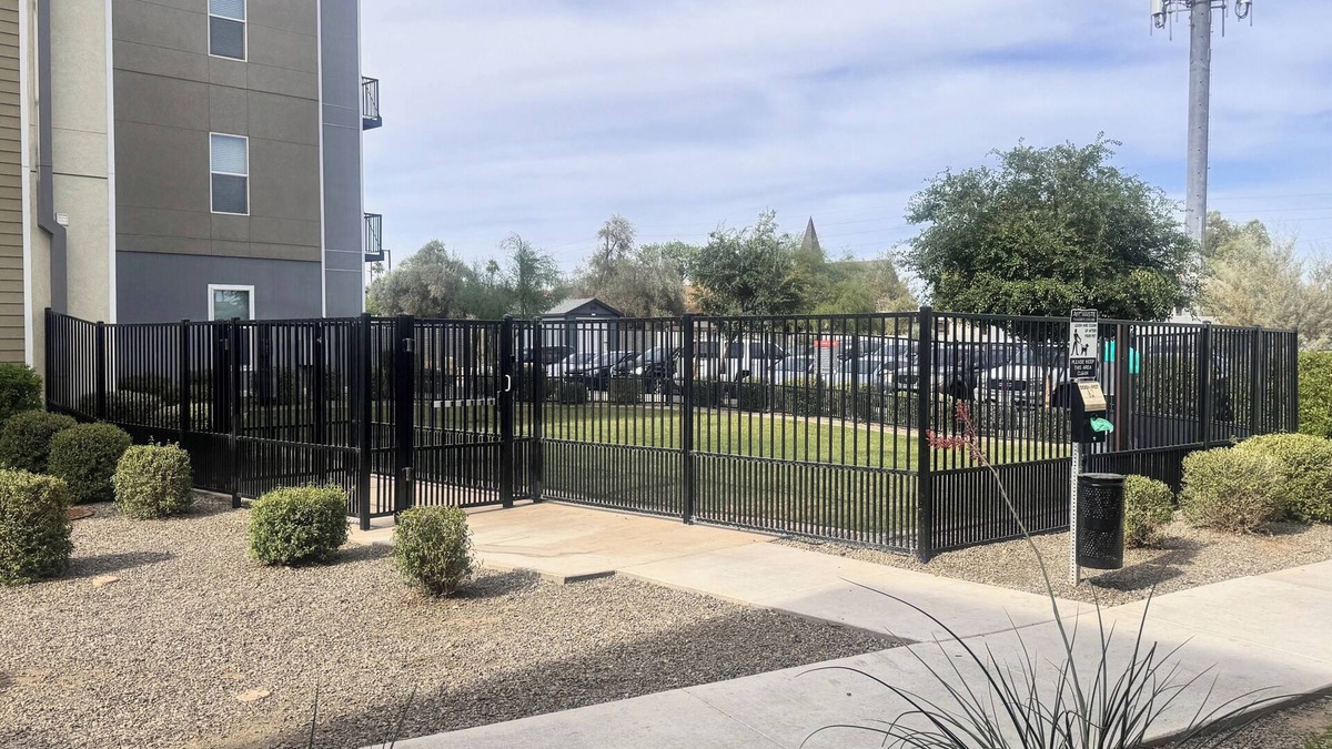 Maryvale Apartment | Big and Cozy 2-bedroom apartment in enjoyable Phoenix with WiFi, AC