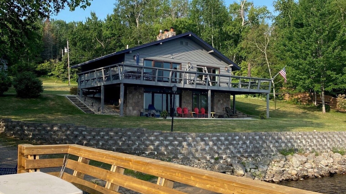 Cook Cabin | Big Bay on Lake Vermilion Cabin & Cottage with snowmobiling, fishing and fun!