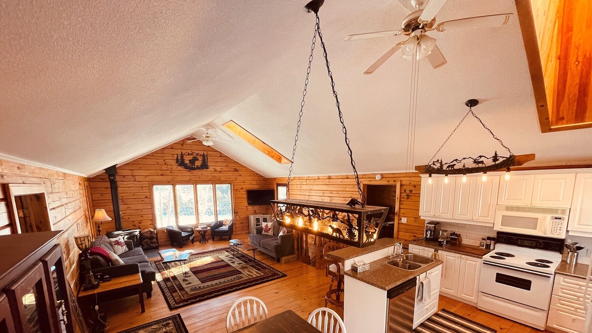 Faraday House | Big Bear Family Retreat - Waterfront