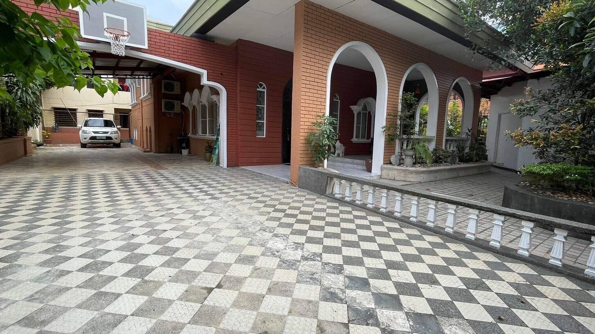 Rosario House | Big Beautiful House, Pasig, Metro Manila