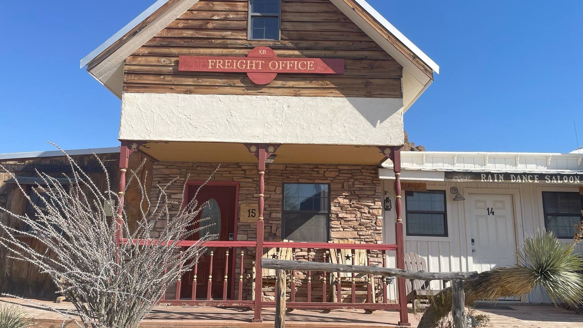 Study Butte-Terlingua Cabin | Big Bend Lodging at Ten Bits Ranch - Room #15 - Freight Office