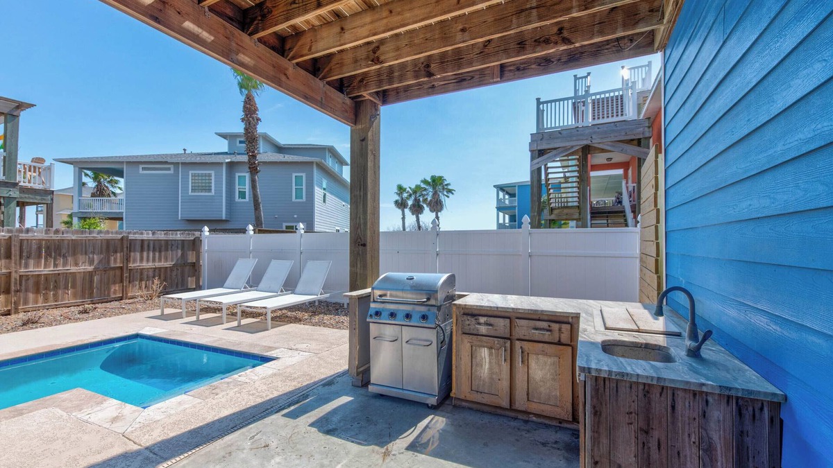 Safe Harbor House | Big Blue