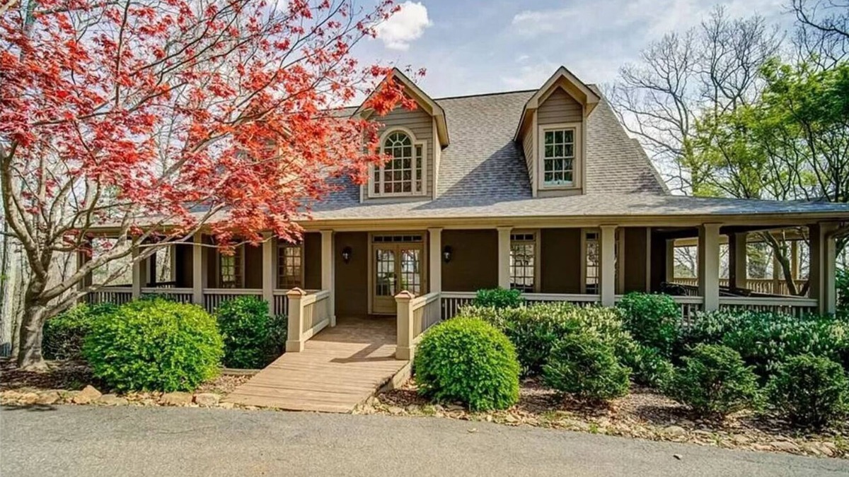 Big Canoe House | Big Canoe Home with Mountain Views, Game Room, Fire Pit, Sleeps 14