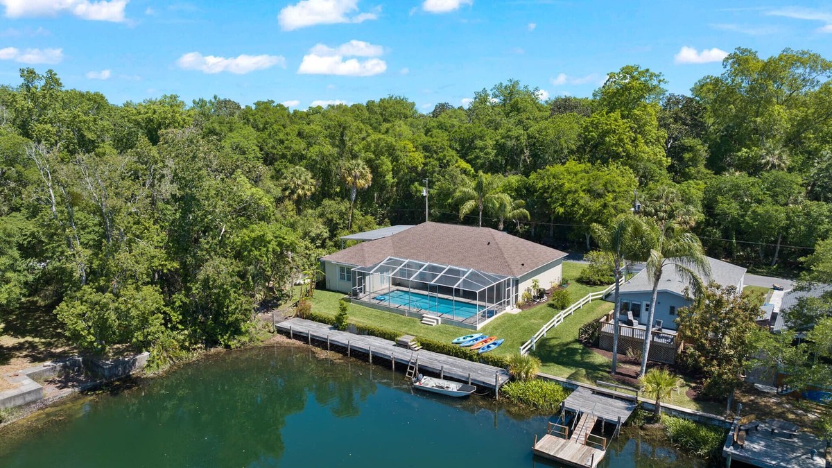 Weeki Wachee Gardens House | Big Cypress with POOL & Hot Tub!
