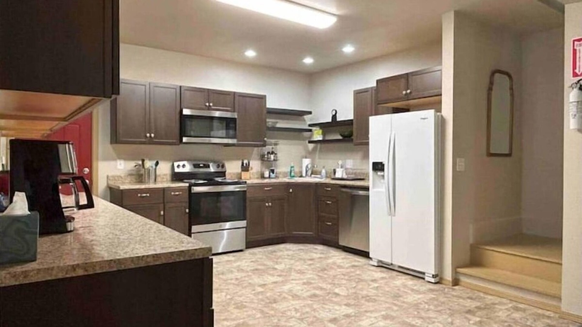 East Central House | Big & Easy Access Spokane 2 BR, 1 Bath Back Unit