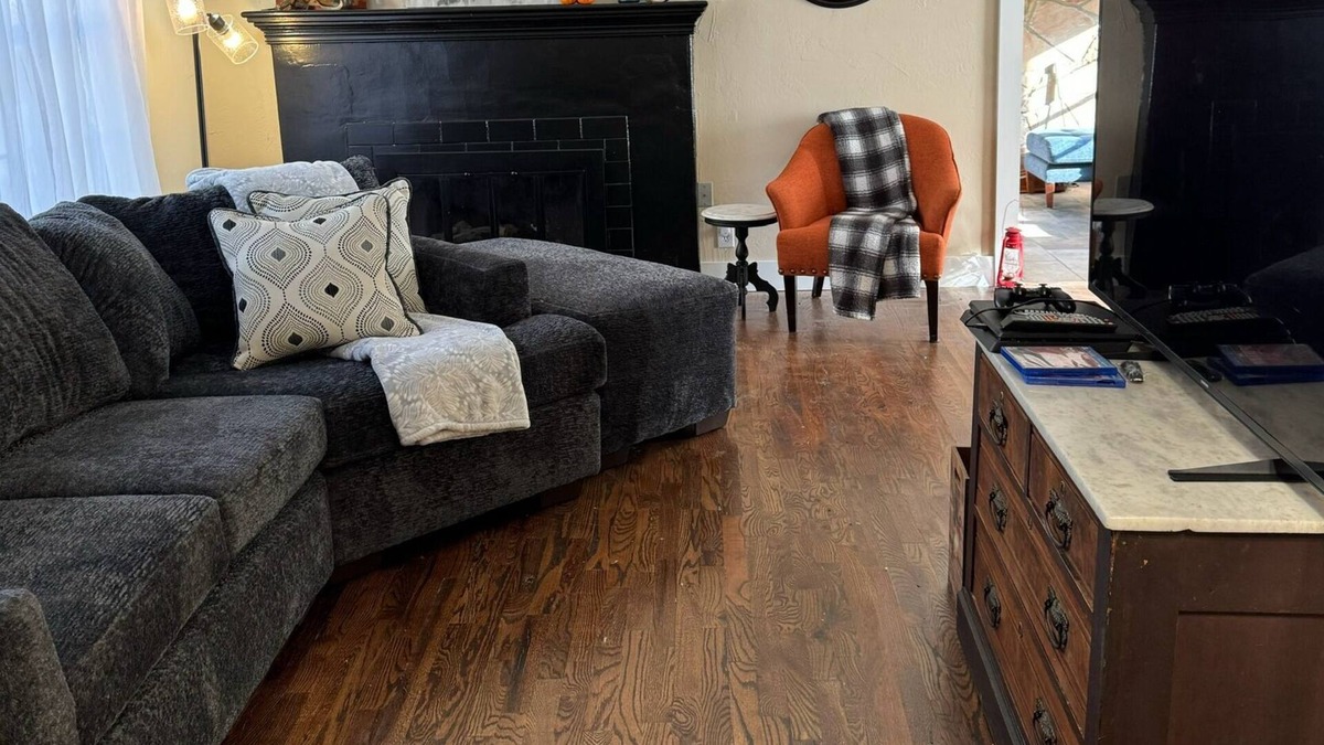 Ponca City House | Big Game Lodge/Lots of Games & Relaxation