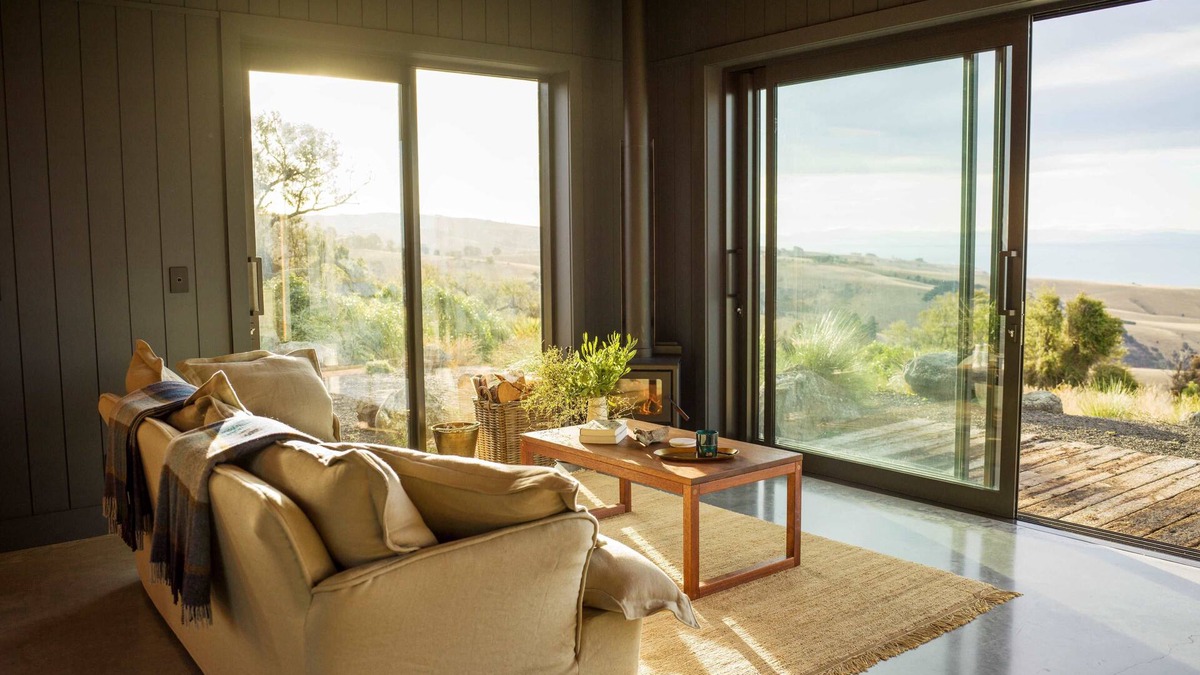 Okains Bay Cabin | Big Hill Luxury Retreat