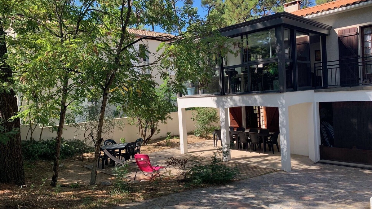 La Tranche-sur-Mer House | Big House 10/13 persons *3 keys 150 meters from the beach