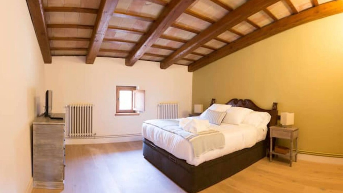 Aiguamurcia House | Big House, Les Apieres.