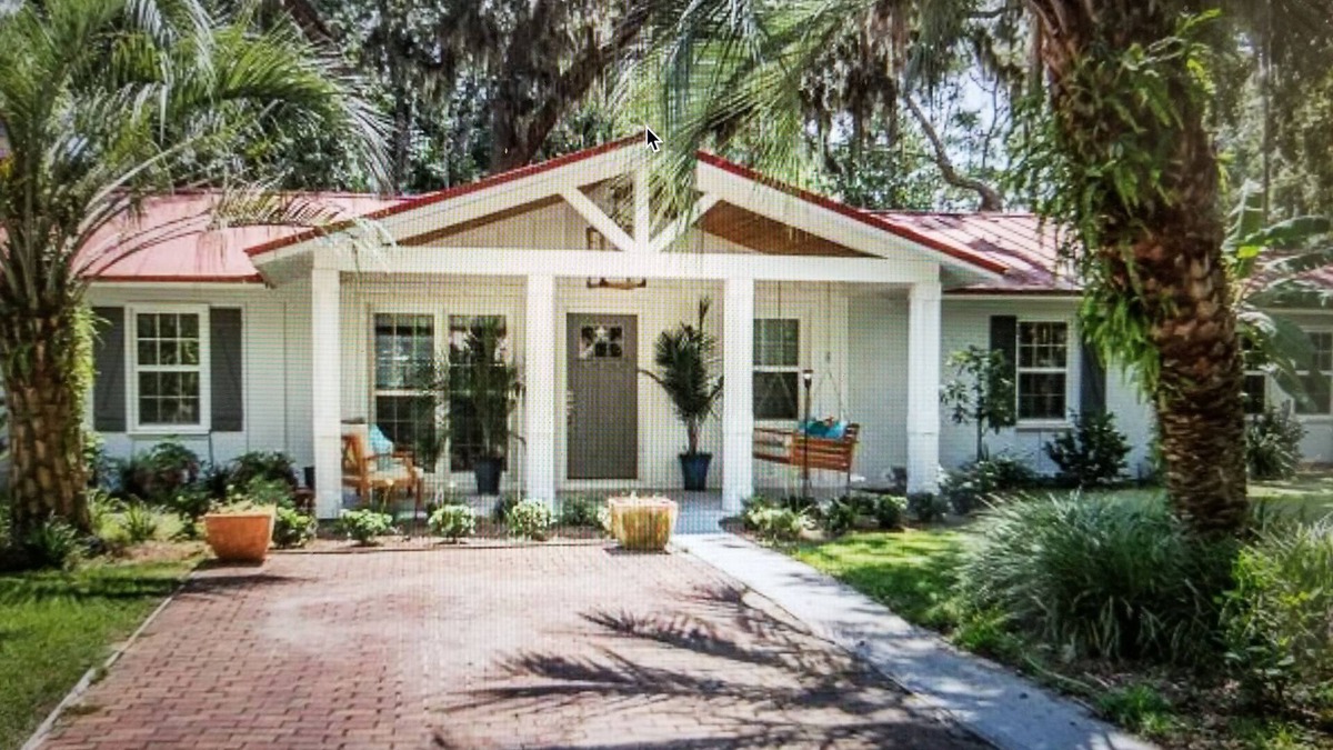 Saint Simons Island House | Big Luxury Island Style 5 Bed 3 Bath One level Sleeps 9 Quiet Street GR8 Locati