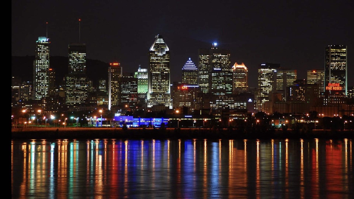 Saint-Hubert House | Big New House 🌟🌟🌟🌟🌟 20min Downtown Montreal