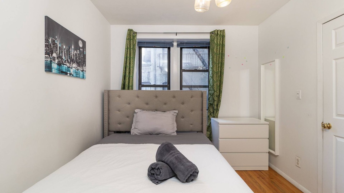 Upper East Side House | Big room at 329 # 8 (two bedroom without living room)