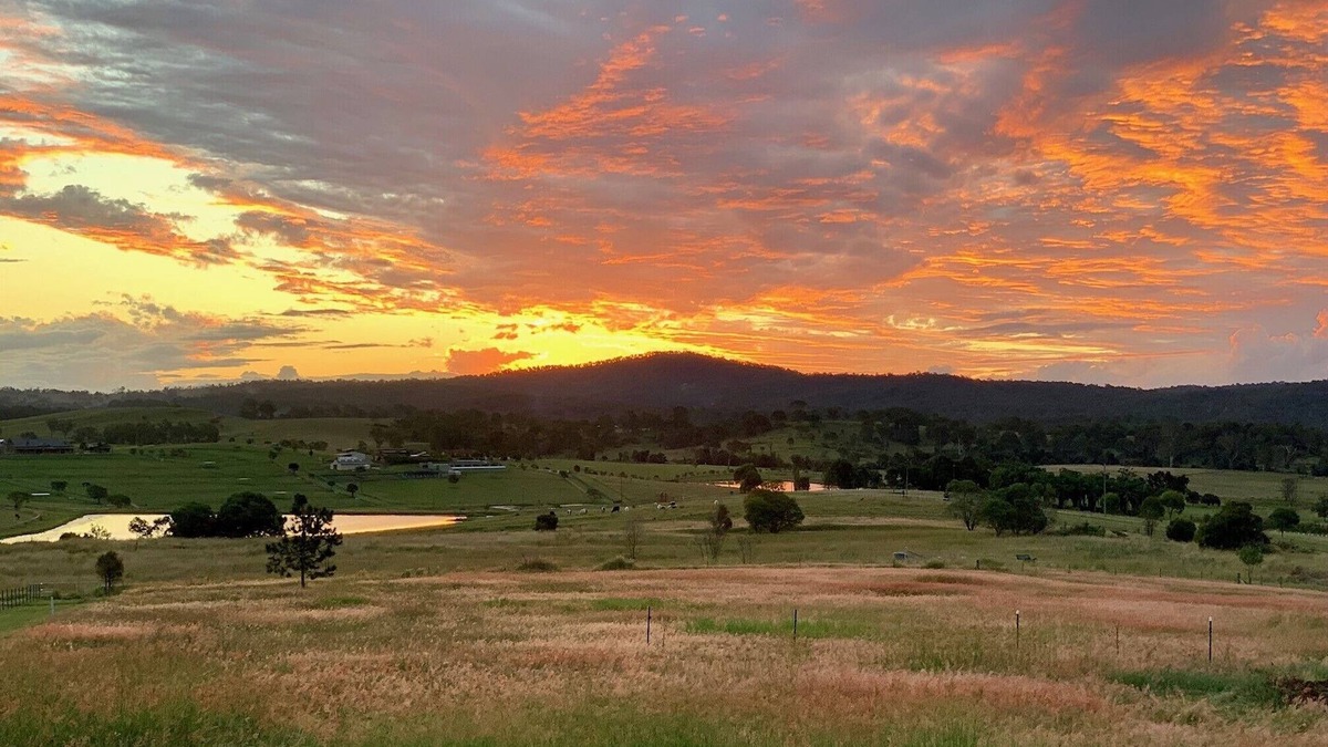 Boyland House | Big Sky Country Views