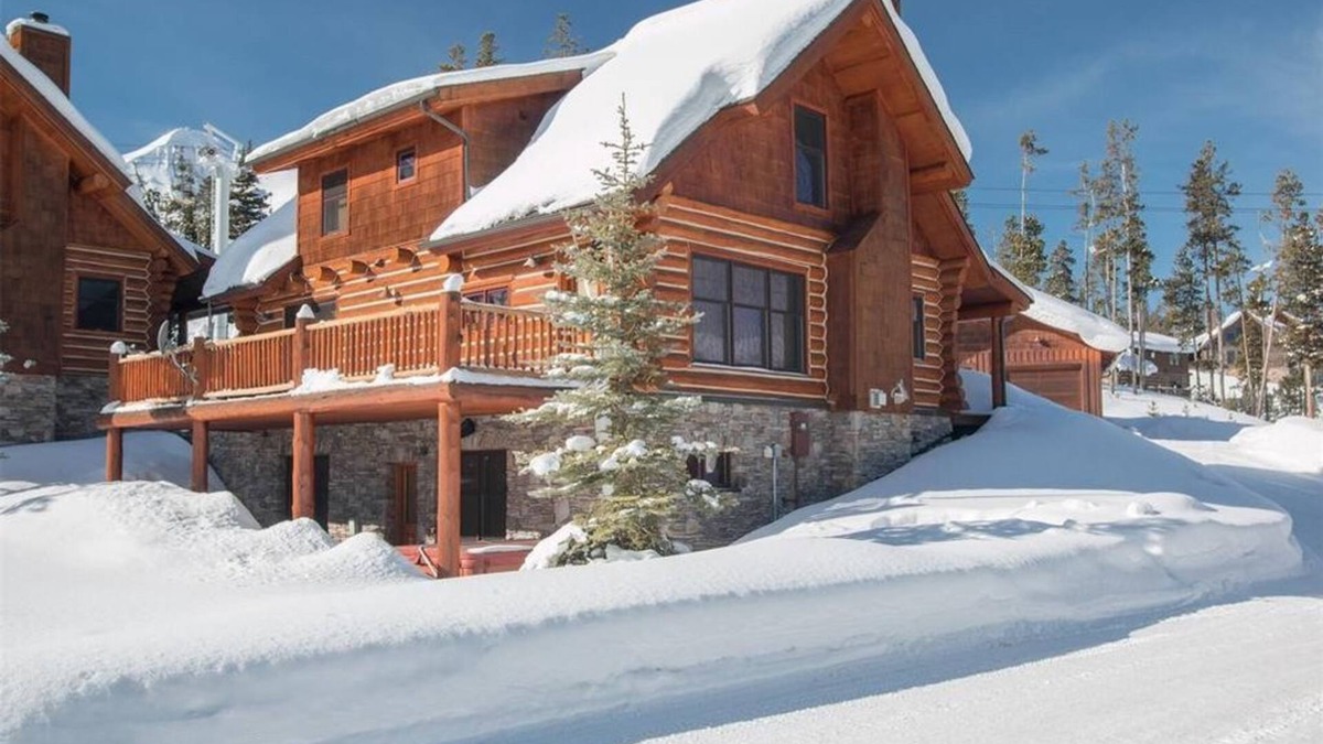Powder Ridge Cabin | Big Sky Vacation Rentals: PR Red Cloud 1A
