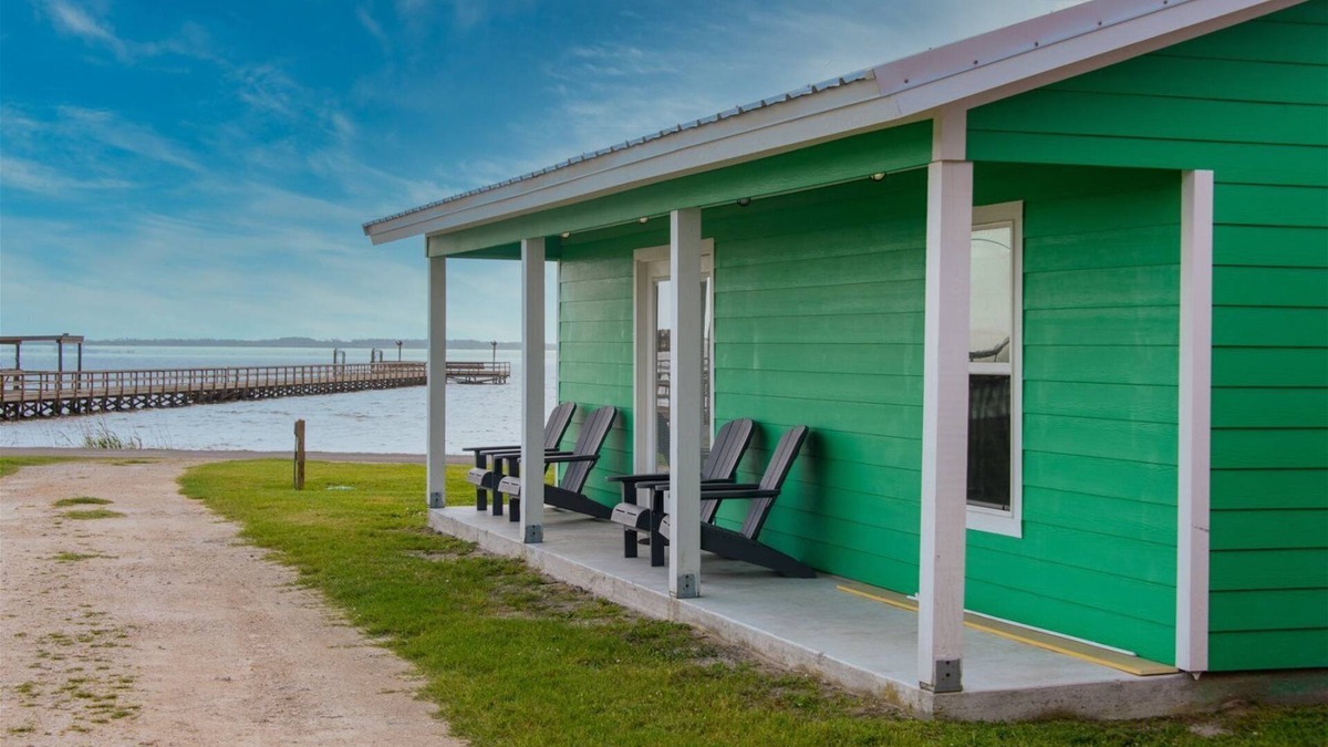 Rockport Condo | Big Tree Cottages - Mallard | Private Fishing Pier