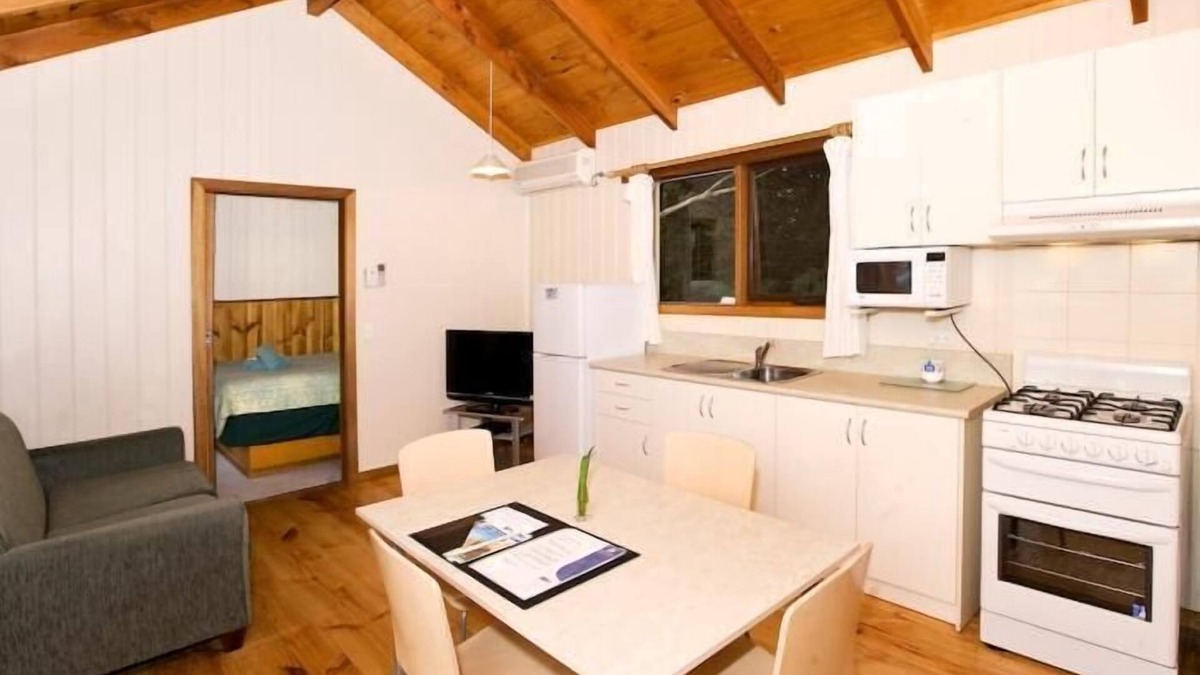 Cardigan Cottage | Big4 Ballarat Windmill Holiday Park