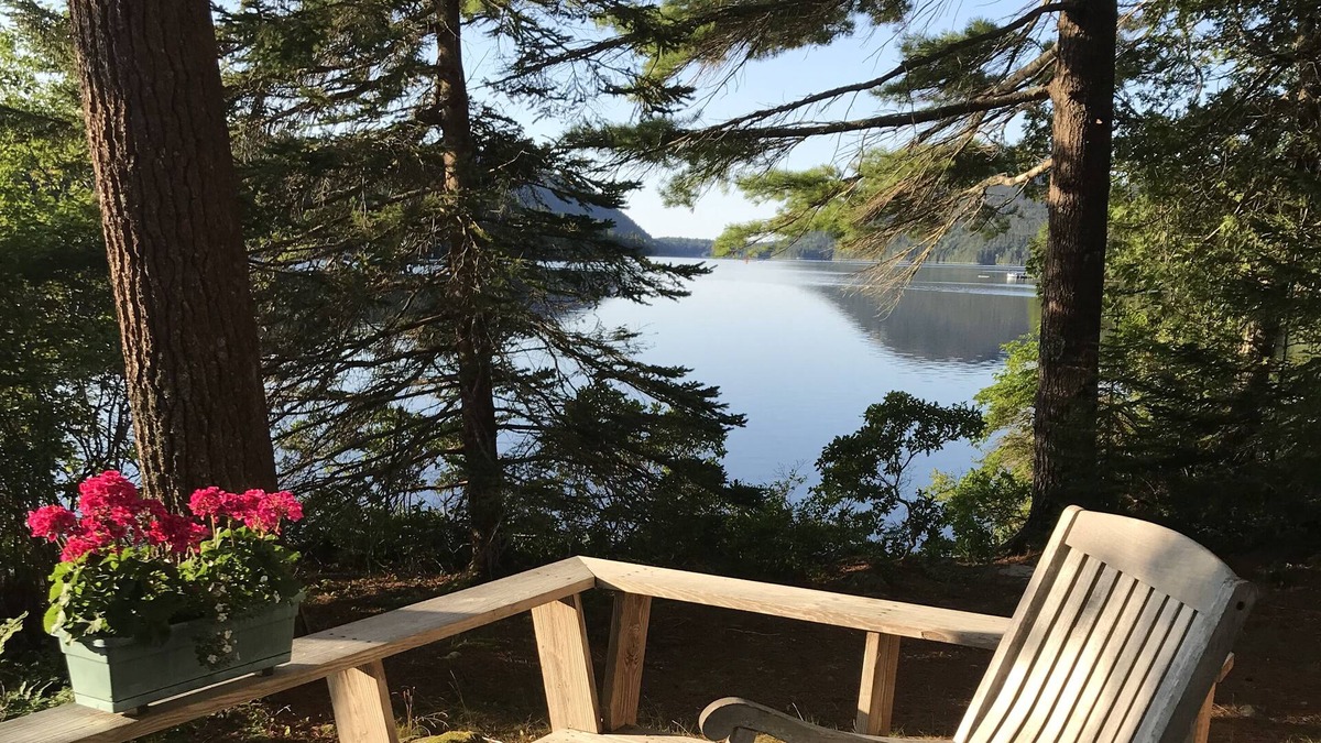 Mount Desert Cabin | BigCamp - A Rustic Lake Oasis