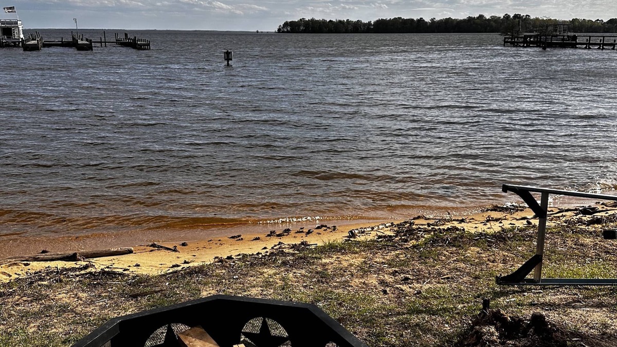 Manning RV Rental | Bighorn on the Lake
