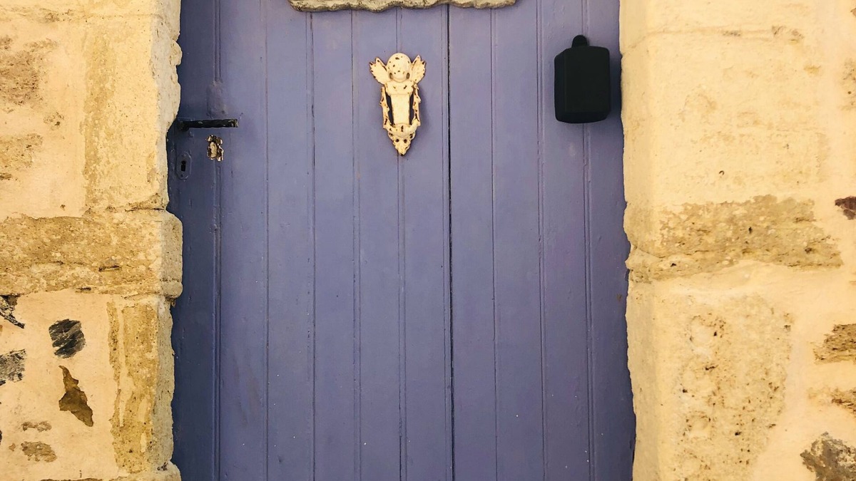 Caux House | Bijou de Soleil- Jewel of the Sun (a holiday home near Pezenas)