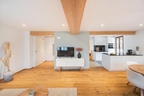 Faulensee Apartment | Bijou Lake Side - mit Seesicht und Privatstrand