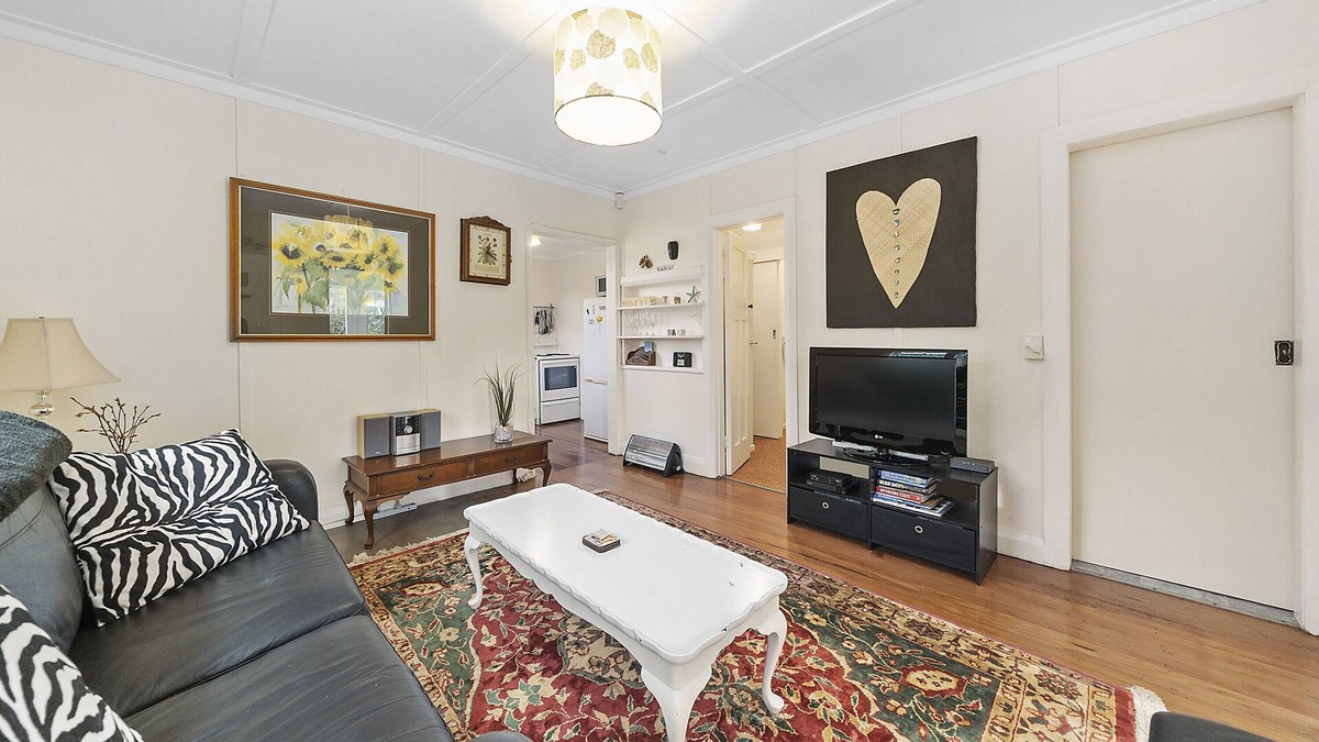 Waikanae Cottage | BIJOUX - WAIKANAE BEACH COTTAGE, family friendly in Waikanae Beach