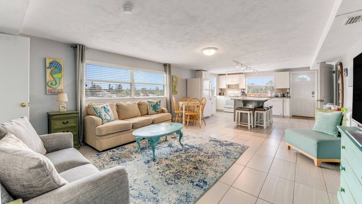 Ormond-by-the-Sea Apartment | Bike Week! Ocean view! Big rig and trailer parking! Garage!