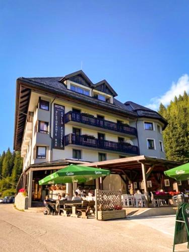 Passo Pramollo Hotel | Biker Hotel Al Gallo Forcello
