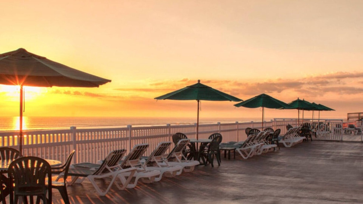 Ormond Beach Apartment | BIKETOBERFEST - OCEANFRONT - ROYAL FLORIDIAN ORMOND BCH/9 MI FROM DAYTONA BCH