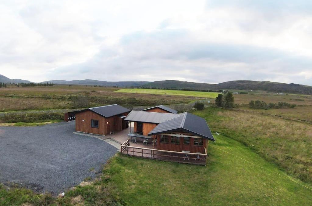 Selfoss Ski Chalet | Bildsfell's riverfront cabins