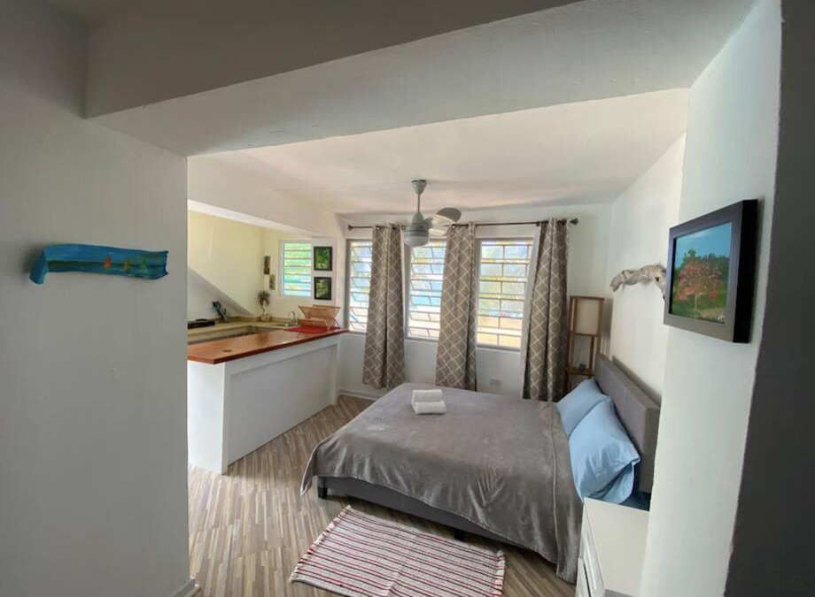 Jacaboa Apartment | Bilimbi Beachfront Farmstay w Pool