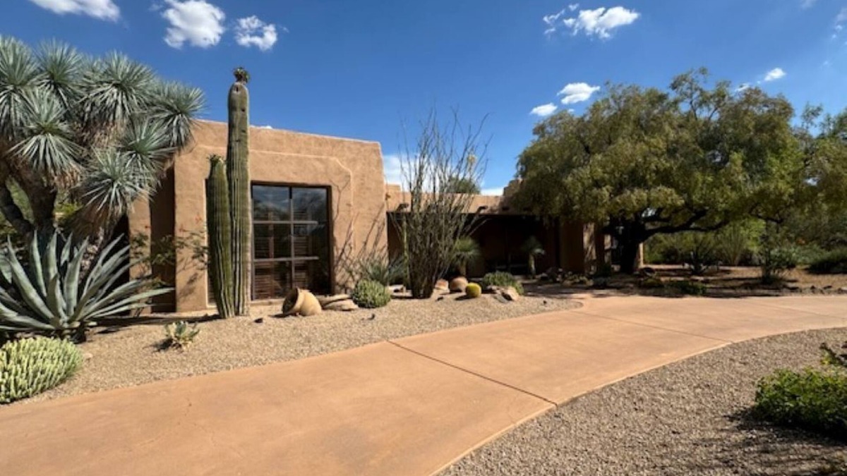 Pinnacle Peak House | Bill Tull Desert Breeze Casa at The Boulders