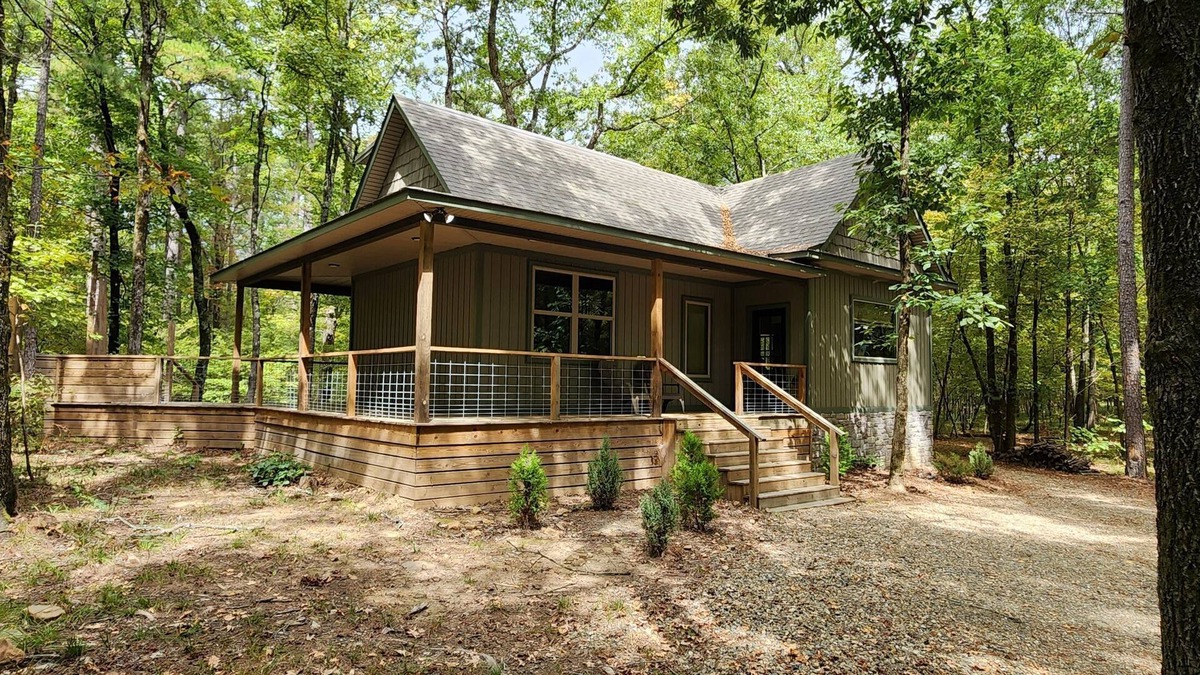 Whitesboro Cabin | Billy Creek cabin | ATV trails | hot tub | firepit