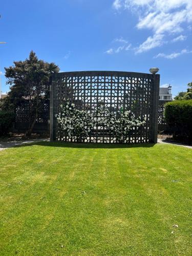 Blenheim Hotel | Bings Motel