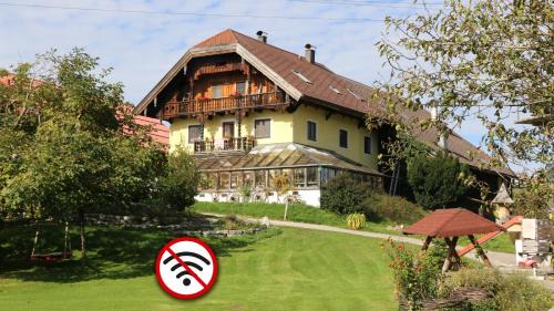 Seekirchen am Wallersee House | Bio Archehof Zachhiesen - stay & relax