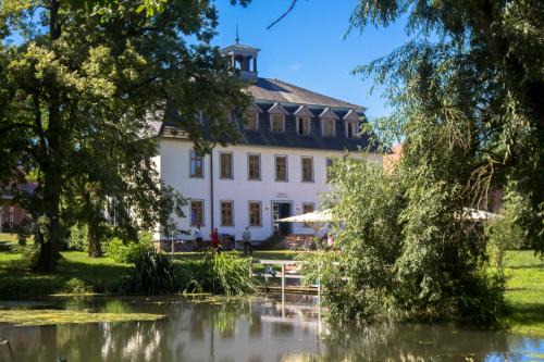 Creuzburg Hotel | Biohotel Stiftsgut Wilhelmsglücksbrunn